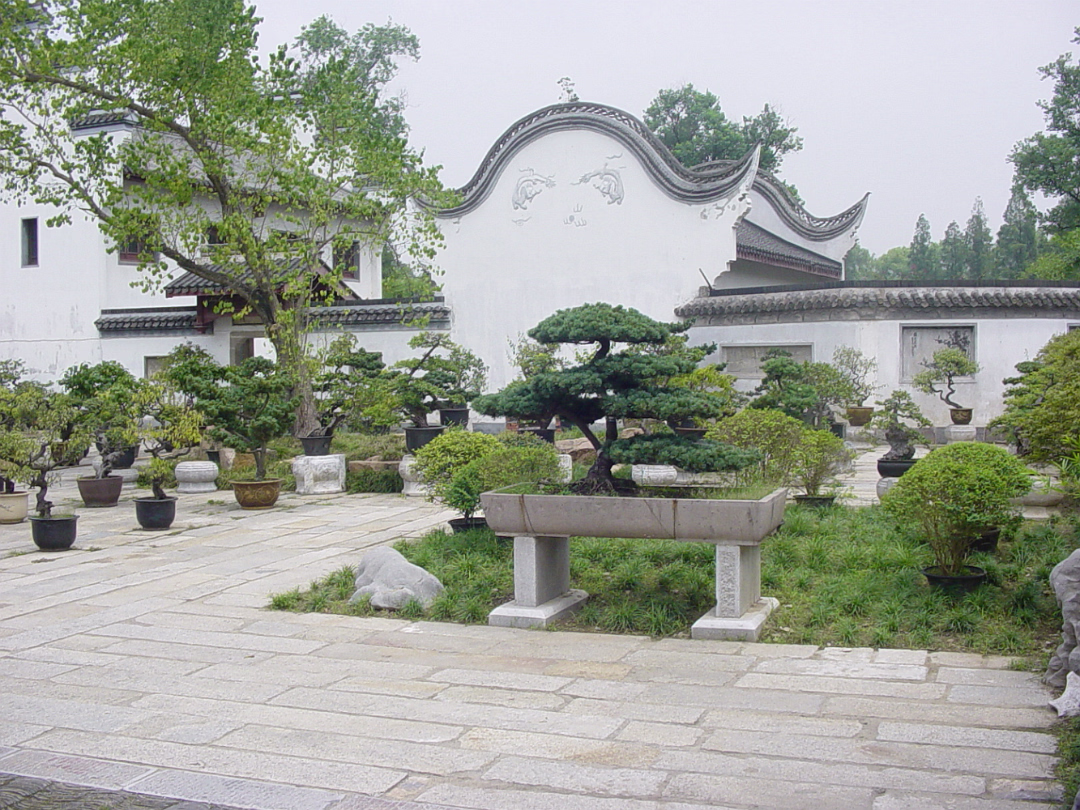 Caishi_Aug_2004-003