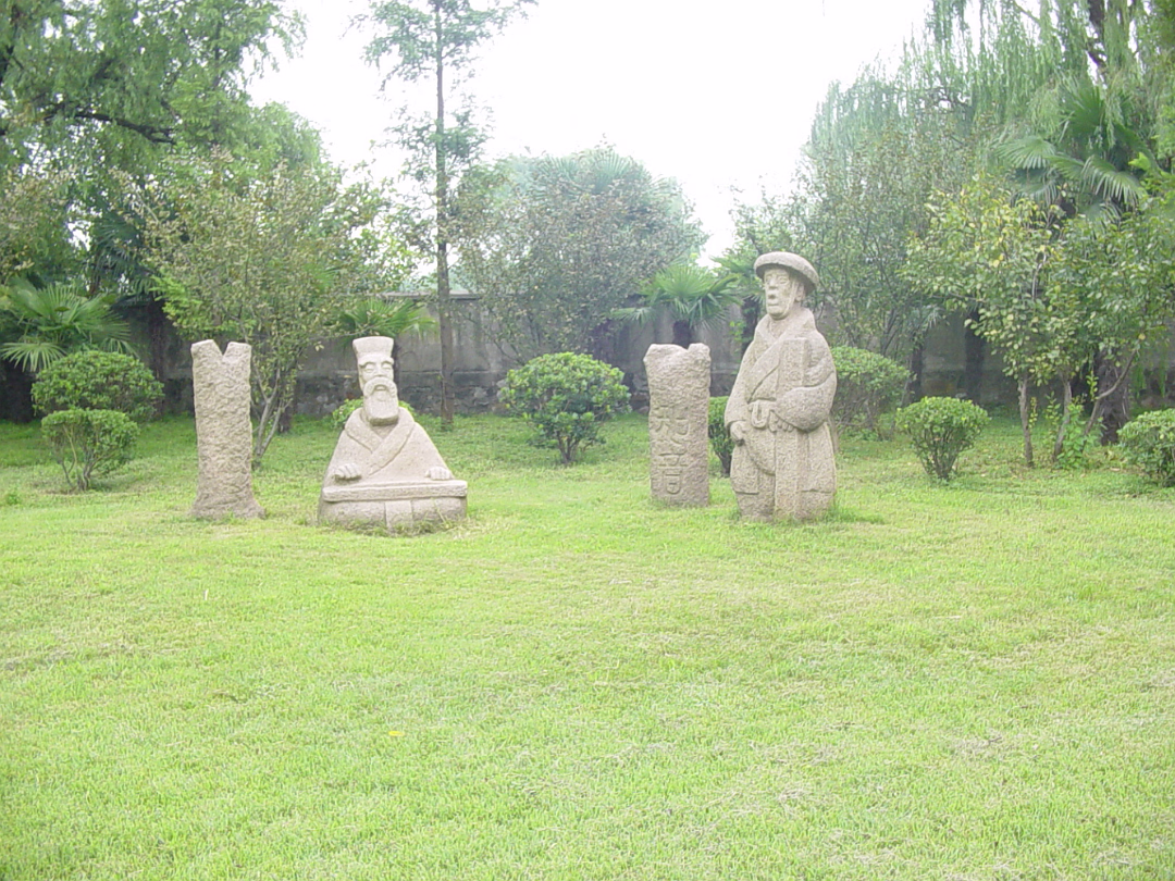 Caishi_Aug_2004-004