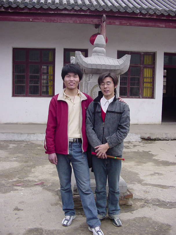 Temple_Mar_2004-006
