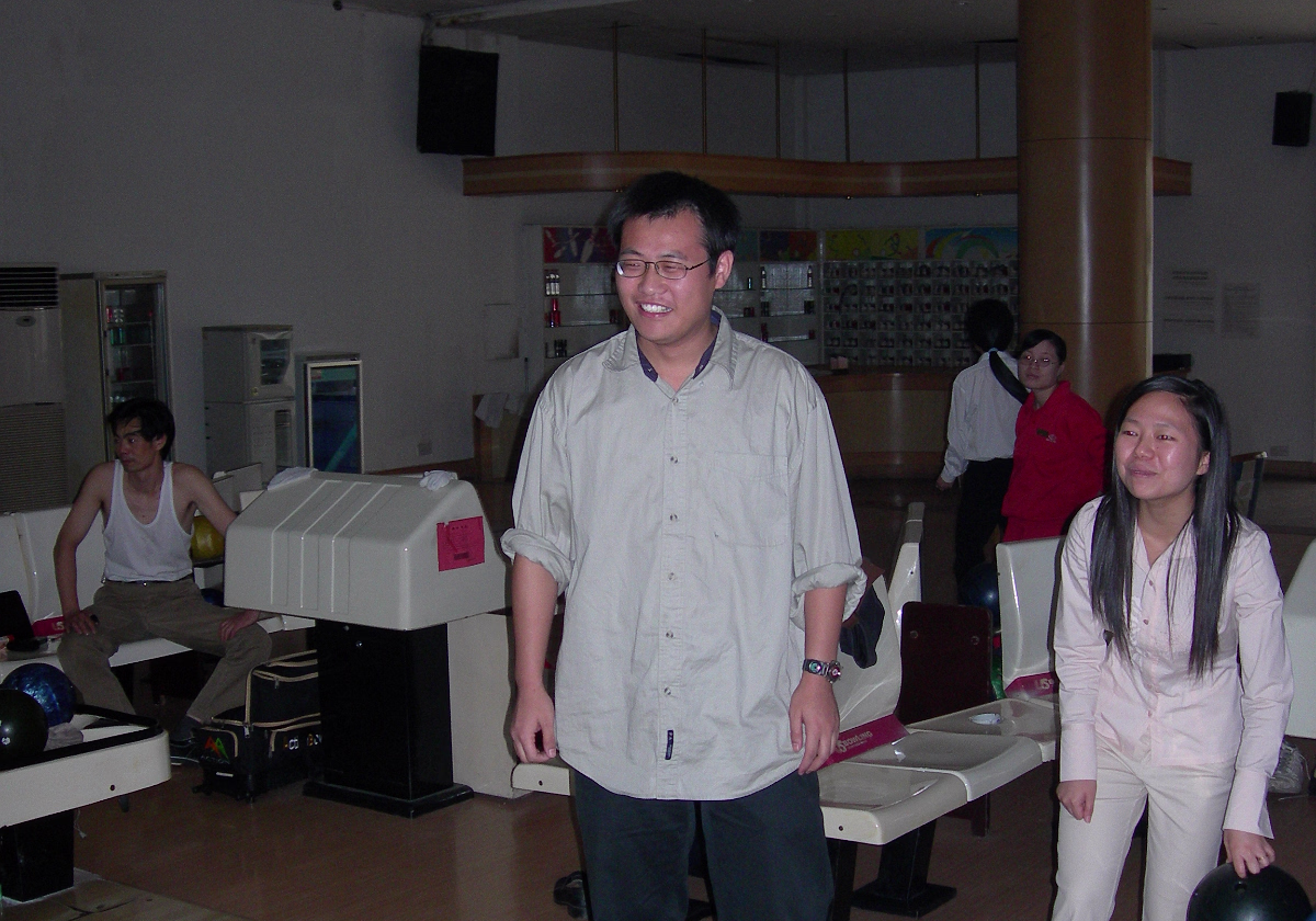 Friend's Visit Friend's Visit Hanhan's friends visited one day and we went out and about.