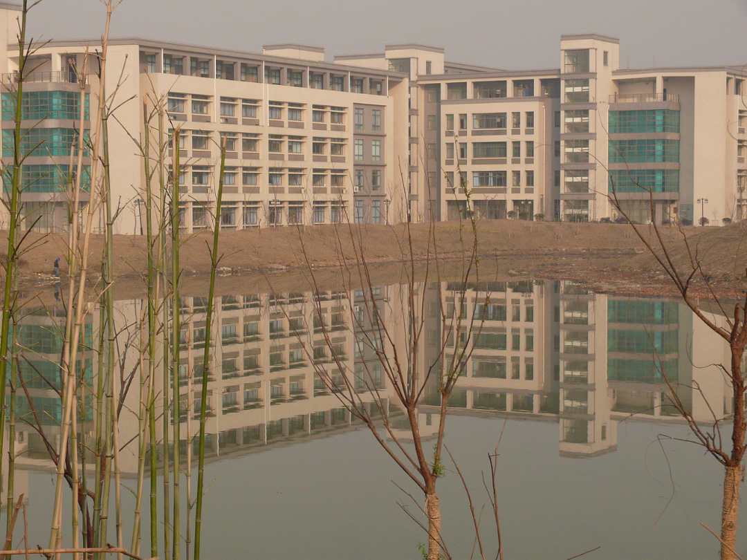 CampusW-19