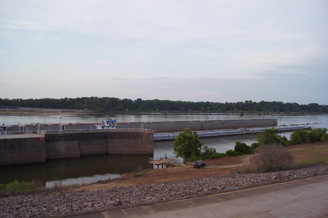 Big_Dam_Bridge-002