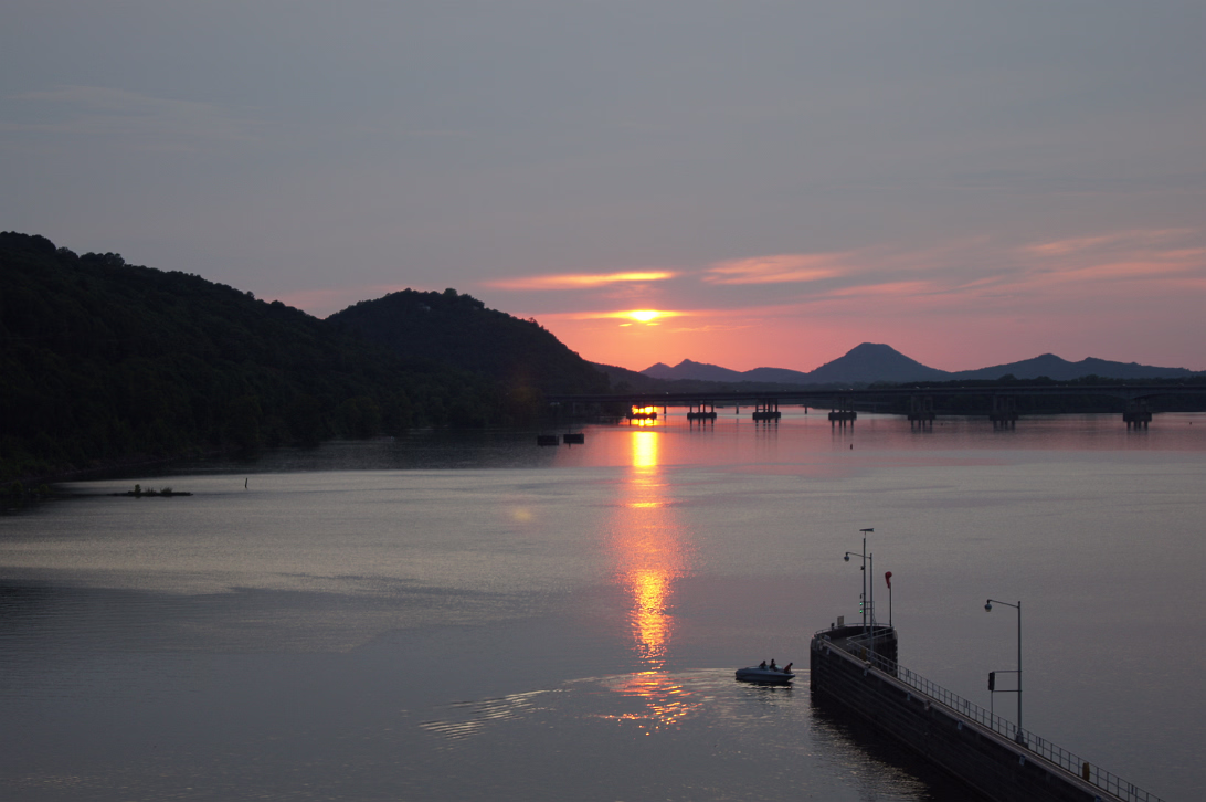 Big_Dam_Bridge-008