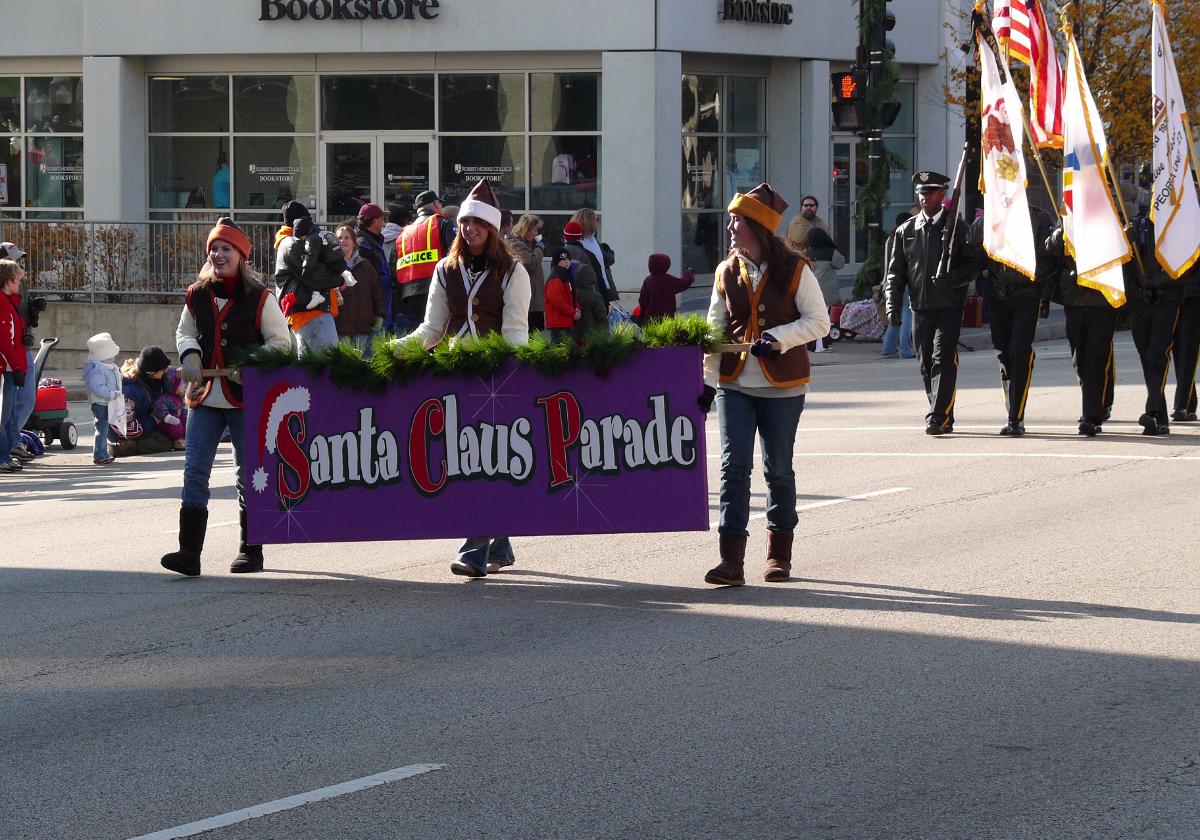 Santa Claus Parade 2007 Santa Claus Parade 2007 America's Oldest Christmas Parade. Hanhan had to go to work 10 minutes before Santa arrived.